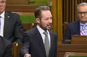 It keeps getting worse for Randy!